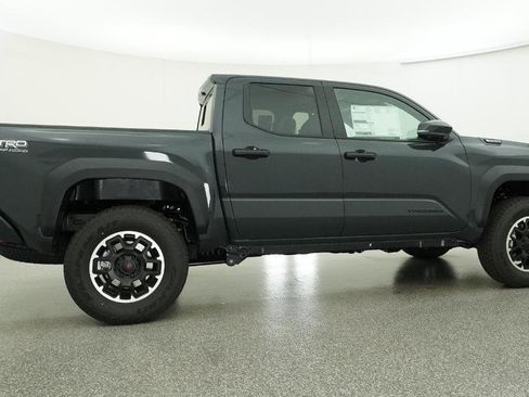New 2026 Toyota Tacoma TRD Off-Road AWD/4WD image 15