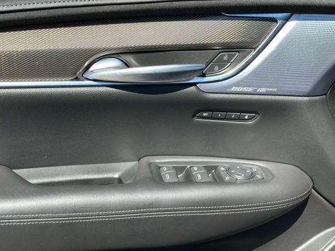 Used 2024 Cadillac XT5 Premium Luxury w/ Platinum Package AWD/4WD image 21