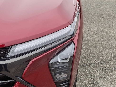 Used 2024 Chevrolet Trax RS w/ Sunroof Package image 10