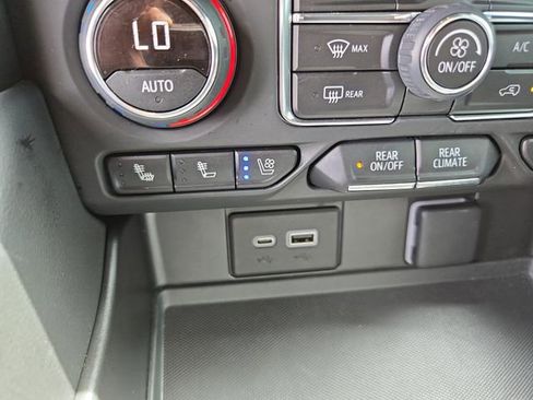 Used 2023 Chevrolet Tahoe High Country AWD/4WD image 30