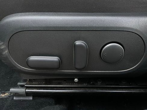 Used 2025 Hyundai Kona SEL image 10