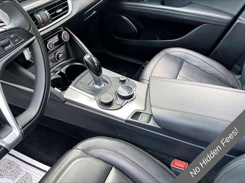 Used 2018 Alfa Romeo Stelvio Sport w/ Quick Order Package 22J Sport AWD/4WD image 13