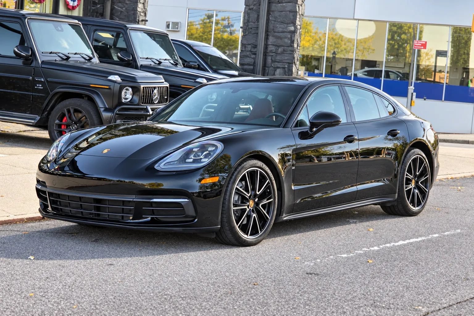 Used 2019 Porsche Panamera 4 AWD/4WD image 3