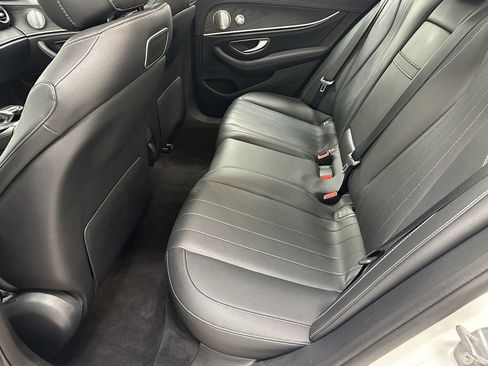Used 2018 Mercedes-Benz E 300 image 26