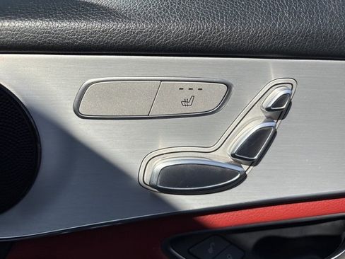 Used 2021 Mercedes-Benz GLC 300 GLC 300 image 20