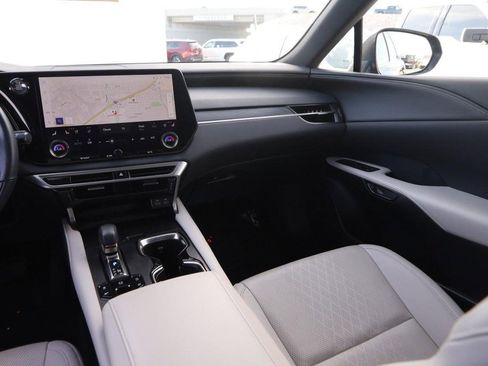 Used 2016 Ford F150 XLT w/ XTR Package image 40