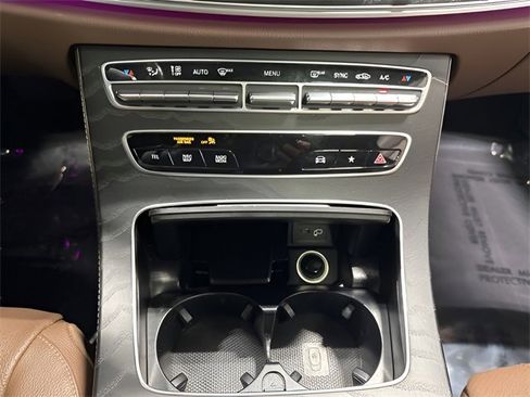 Certified 2021 Mercedes-Benz E 350 4MATIC Sedan image 21