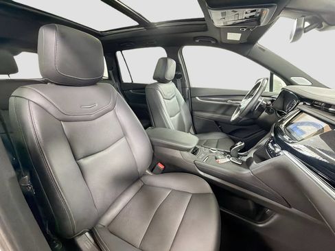 Used 2024 Cadillac XT6 Sport AWD/4WD image 32