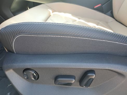 New 2026 Volkswagen Atlas Cross Sport SE image 26