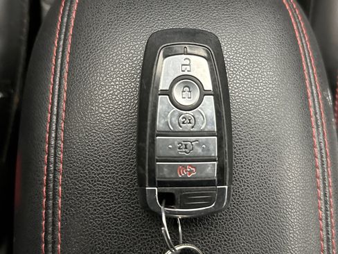 Used 2024 Ford Escape ST-Line w/ Tech Pack #1 AWD/4WD image 10