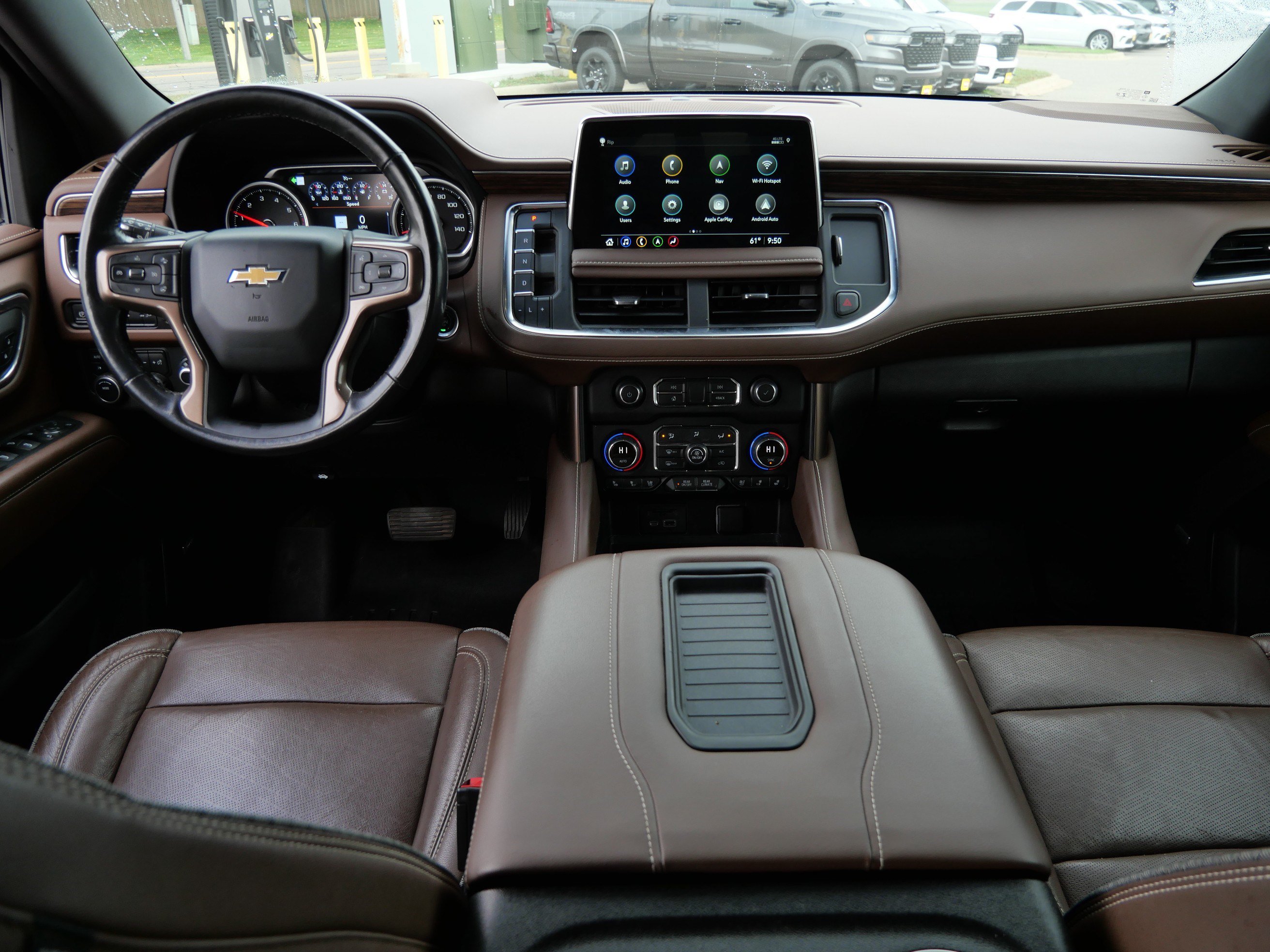 Used 2021 Chevrolet Suburban High Country AWD/4WD image 10