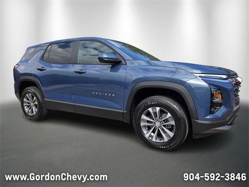 New 2026 Chevrolet Equinox LT w/ Convenience Package II image 10