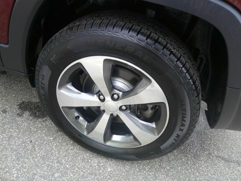 Used 2020 Jeep Cherokee Limited image 80