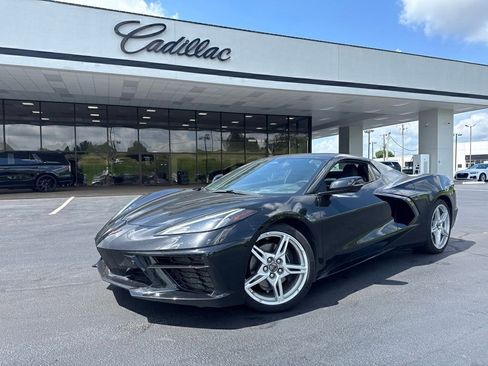 Used 2025 Chevrolet Corvette Stingray Premium Conv w/ 3LT RWD image 2
