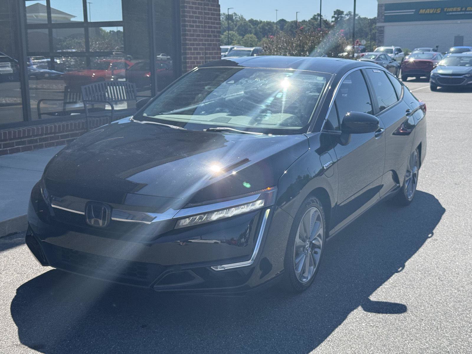 Used 2018 Honda Clarity Plug-In Hybrid image 1