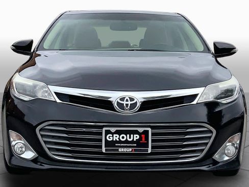 Used 2014 Toyota Avalon XLE Touring FWD image 4