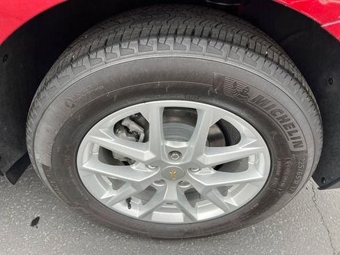 Certified 2024 Chevrolet Equinox LT FWD image 23
