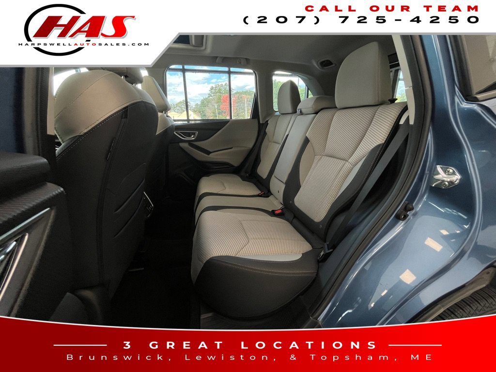 Used 2024 Subaru Forester Premium AWD/4WD image 12