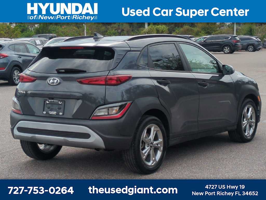 Used 2023 Hyundai Kona SEL FWD image 5