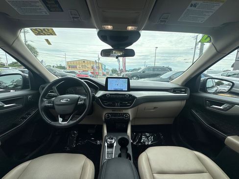 Used 2020 Ford Escape SEL FWD image 16