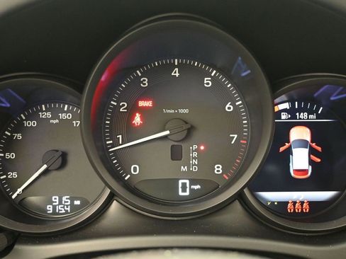 New 2026 Porsche Macan image 18