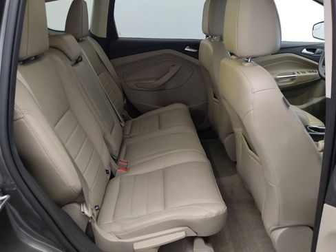 Used 2016 Ford Escape Titanium image 19