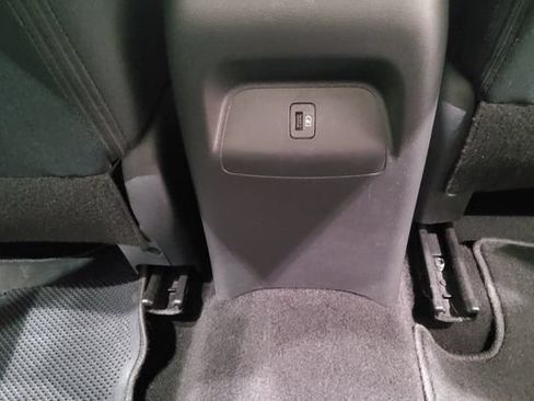 Used 2024 Nissan Sentra SV FWD image 21