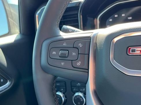 New 2025 GMC Sierra 1500 SLE w/ Preferred Package AWD/4WD image 22