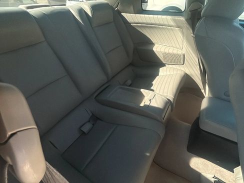 Used 2007 INFINITI G35 Coupe w/ Premium Pkg RWD image 16