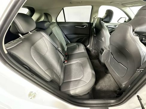 Used 2023 Kia Niro FWD image 30