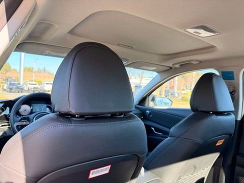 New 2026 Hyundai Elantra Limited image 29