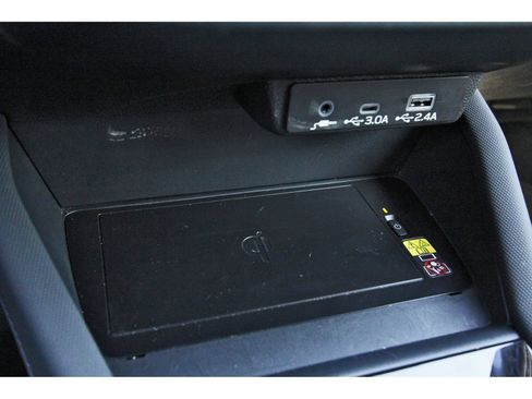Certified 2025 Subaru Forester Premium AWD/4WD image 27