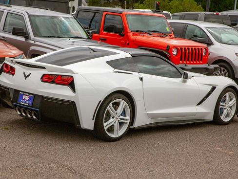 Used 2016 Chevrolet Corvette Stingray Coupe RWD image 5