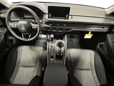 New 2025 Honda Accord SE image 15