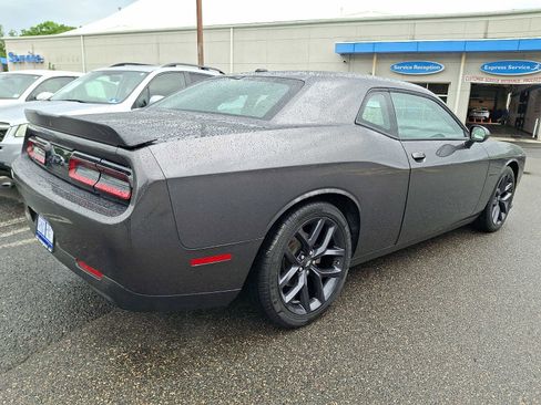 Used 2022 Dodge Challenger R/T w/ Blacktop Package RWD image 6