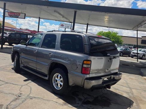 Used 2006 GMC Yukon Denali AWD/4WD image 3