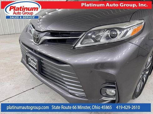 Used 2018 Toyota Sienna Limited Premium image 49