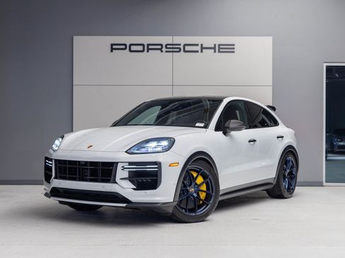 Certified 2024 Porsche Cayenne Turbo GT image 1