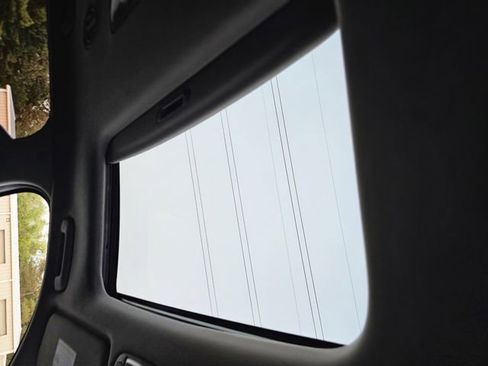 Used 2025 Kia Telluride S FWD image 28