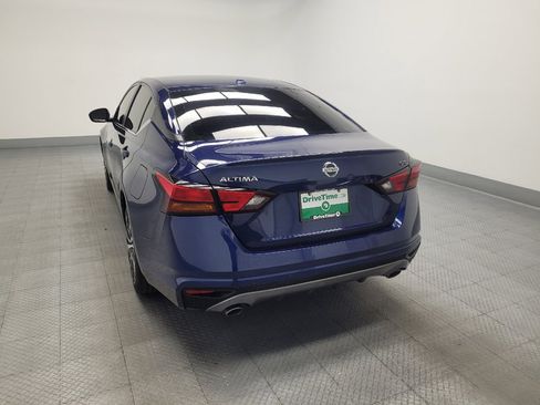Used 2022 Nissan Altima 2.5 SR FWD image 6