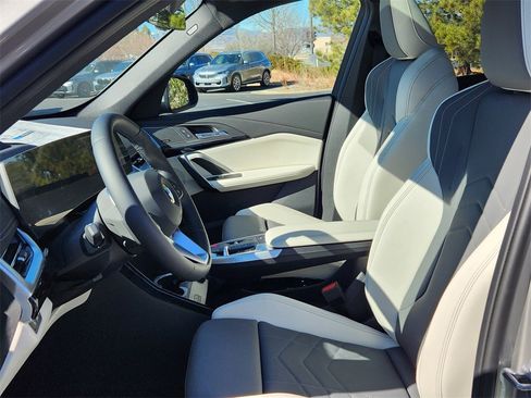 New 2026 BMW X1 xDrive28i w/ Technology Package image 9