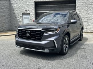 Used 2025 Honda Pilot Elite video 2