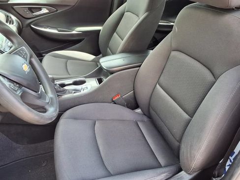 Used 2023 Chevrolet Malibu LT FWD image 3