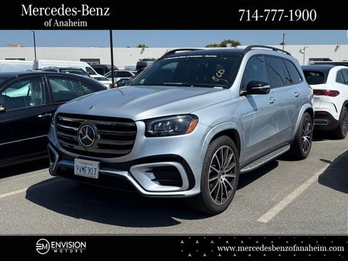 Used 2025 Mercedes-Benz GLS 450 4MATIC image 1
