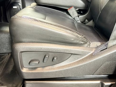 Used 2018 GMC Sierra 2500 SLT w/ Duramax Plus Package image 18