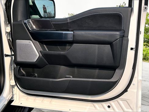 Used 2025 Ford F150 Platinum w/ Equipment Group 702A High image 25