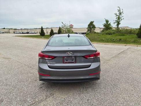 Used 2018 Hyundai Elantra SEL FWD image 6
