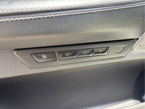 Used 2022 BMW 740i xDrive w/ Premium Package AWD/4WD image 27