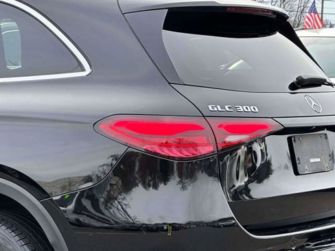Used 2024 Mercedes-Benz GLC 300 GLC 300 4MATIC SUV AWD image 8