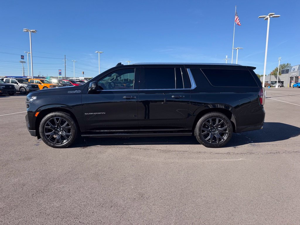 Used 2024 Chevrolet Suburban High Country AWD/4WD image 9